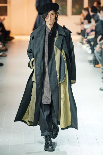 Look 2